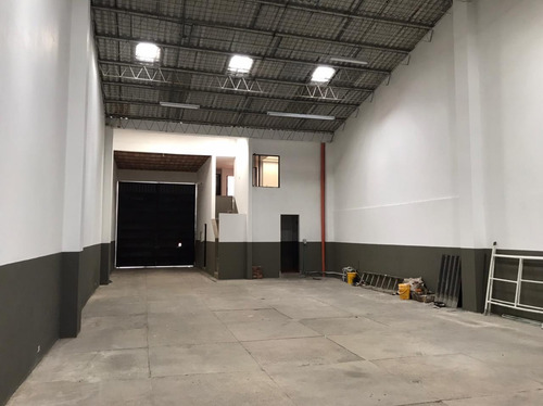 Arriendo Bodega Las Ferias Cerca Al Alkosto 385 M2