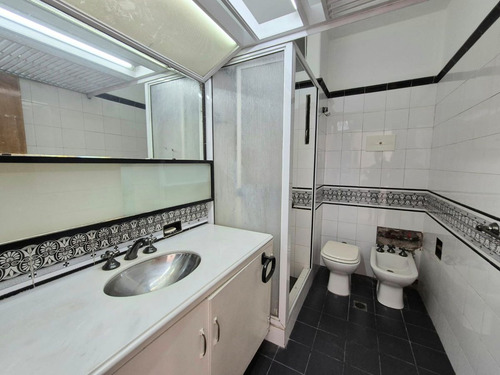 Venta Piso Avenida Colón Balcon Frente Cochera