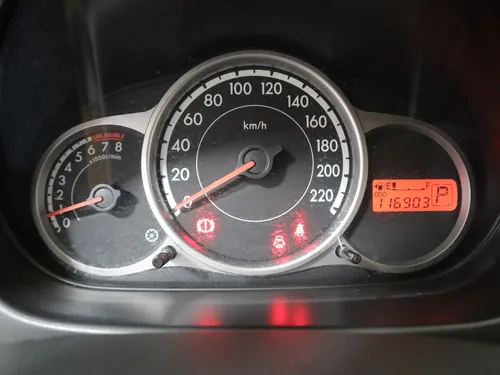 Mazda 2 Hatch Back 1.5 At