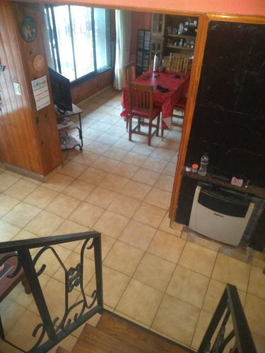 Imagen 5 de 21 de Ph 4 Amb. Al Frente. Patio. Terraza. Garage. 2 Cocinas. 2 Baños. Ideal 2 Familias.