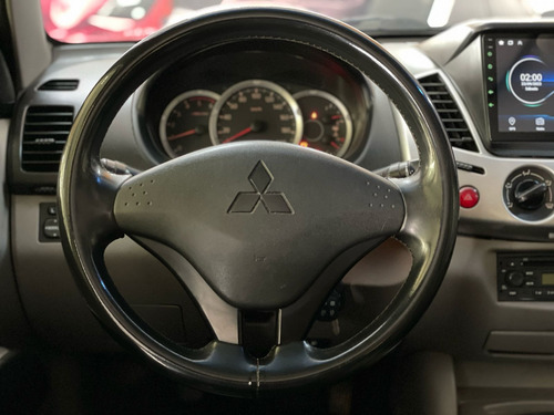 Mitsubishi L200 3.2 Triton Hpe Cab. Dupla 4x4 4p