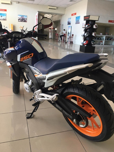 Honda / Twister