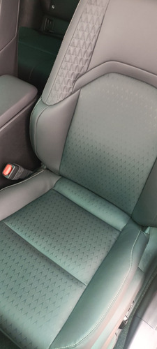 Lexus UX 2.0 Dynamic Aut. 5p Hibrido