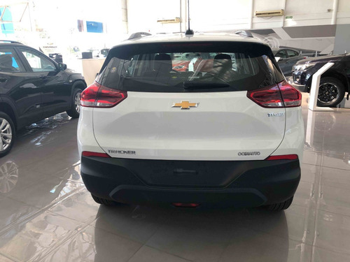 Imagen 4 de 10 de Chevrolet Tracker Lt At 2023 0km