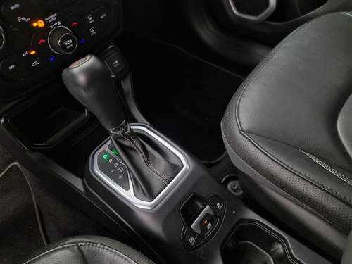 Jeep Renegade Longitude 1.8 4x2 Flex 16V Aut.