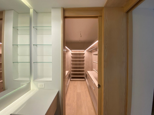 Dpto, 3 Dorm.+ 3 Baños + 3 Est. Manquehue Oriente, Nuevo