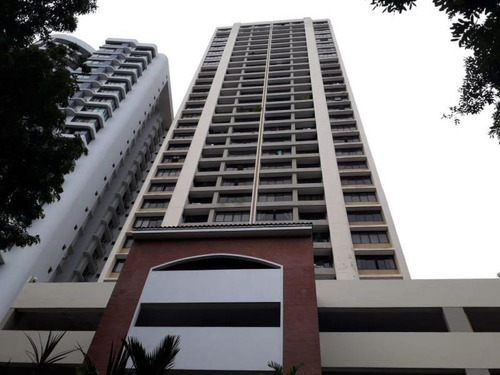 Imagen 2 de 14 de Venta De Penthouse De 282 M2 En Ph Arrecife Paitilla 22-521
