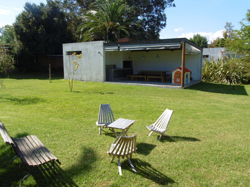Venta Casa Solís Cinco Dormitorios
