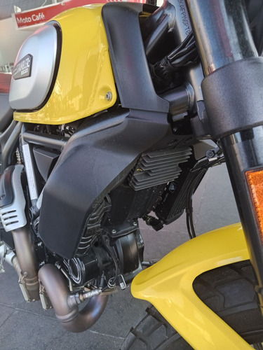 Ducati Scrambler Icon Yellow
