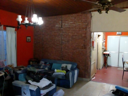 Imagen 9 de 14 de Casa En Venta En Valentin Alsina