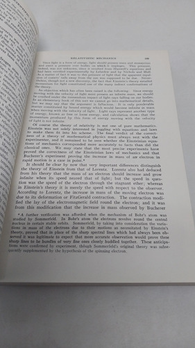 The Evolución Of Scientific Thought Forma Newton To Einstein (Usado)