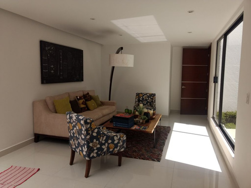 Venta Casa En San Carlos Metepec