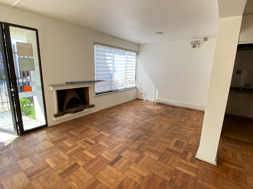 Casa 2 Pisos Uso Comercial En El Corazón De Talca