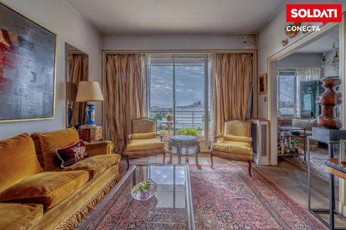 Departamento De Época Con Cochera Fija En Venta - Palermo Chico