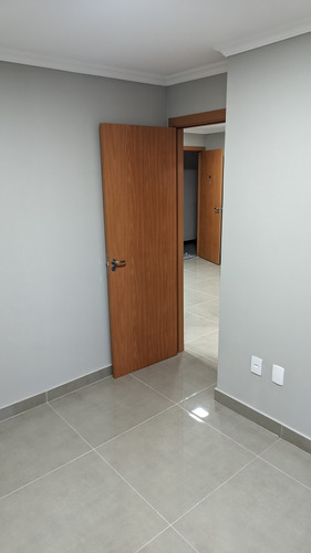 Apartamento Cond. Res. Lánin Cambé Pr