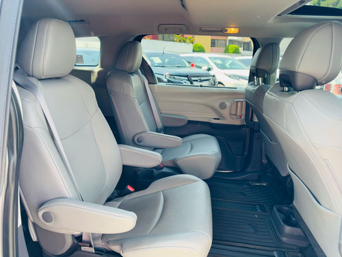 Toyota Sienna 3.5 Xle Piel At