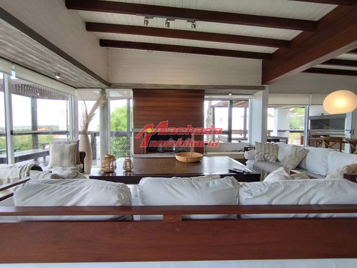 Casa En Venta, Manantiales, Maldonado.