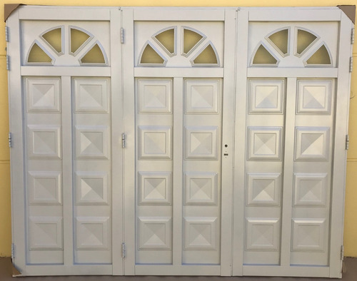 Imagen 8 de 9 de Porton Chapa Simple Modelo Sol De Abrir 240x200 Con Vidrio