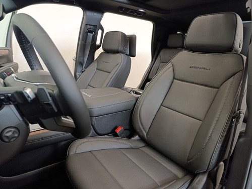 GMC Yukon 6.2 Suv Denali At