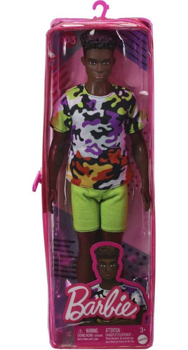 Imagen 1 de 2 de Barbie Fashionista, Ken Playera Y Short De Verano Tez Morena
