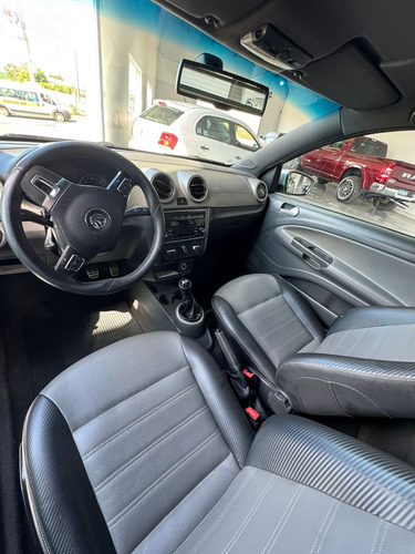 Volkswagen Saveiro 1.6 16v Cross Cab. Dupla Total Flex 2p