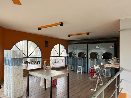 Venta Local + Fondo De Comercio En La Plata