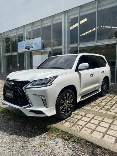 Lexus LX 5.7 570