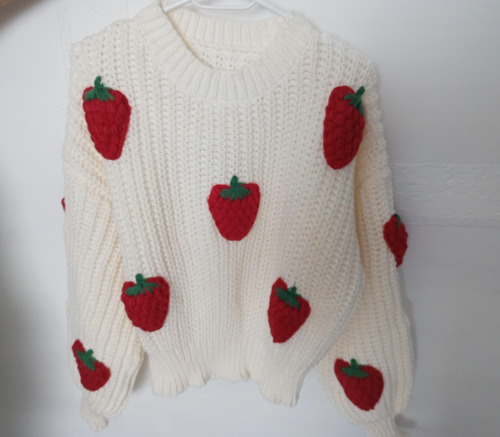 Suéter Con Diseño De Fresas