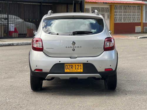 Renault Stepway 1.6 Trek Intens