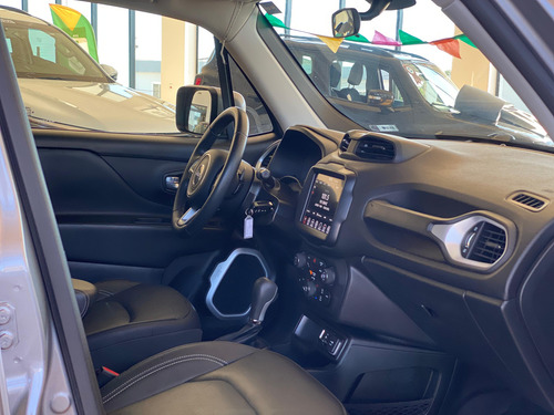Jeep Renegade 1.8 Longitude Flex Aut. 5p