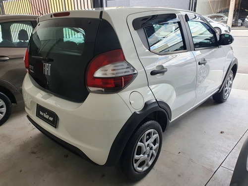 Imagem 4 de 12 de Fiat Mobi 1.0 Evo Flex Like. Manual