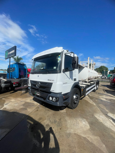 Atego 2426 Ano 2020 Com Baixo Km