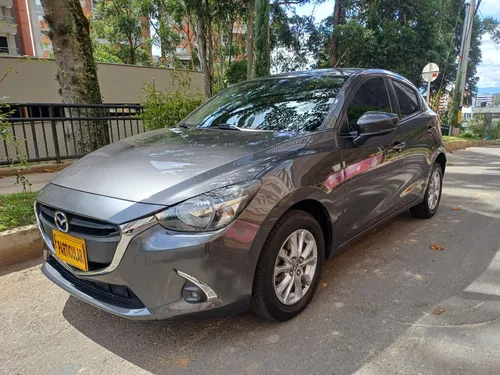 Mazda 2 Turing Automatico 2020