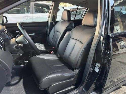 Nissan Tiida 1.8 SL 16V FLEX 4P MANUAL