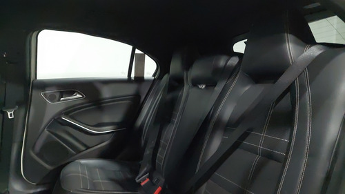 Mercedes-Benz Clase A 1.6 A 200 CGI 7G-DCT