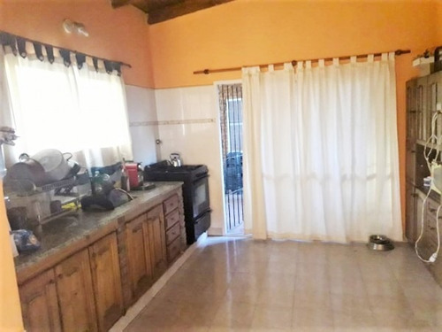 Imagen 3 de 15 de Venta Casa 3 Dormitorios En Funes (recibe Departamento 2 Dorm En Rosario)