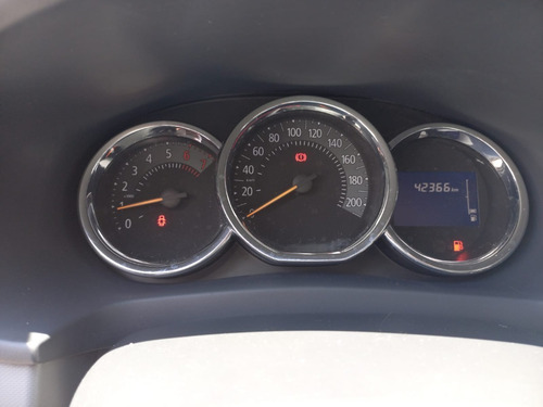 Imagen 8 de 15 de Renault Logan Privilege