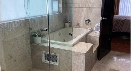 Casa Venta En Metepec En Residencial Con Vigilancia Y Control De Acceso A 5 Min De Galerías Metepec Con Alberca, Gym Y Padel.