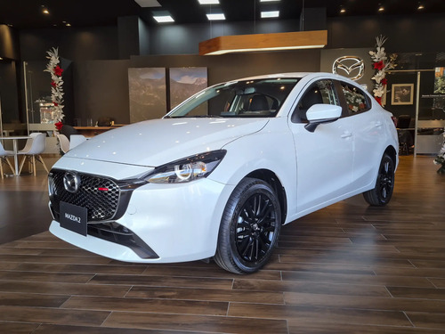 Mazda 2 Grand Touring Sedan At.