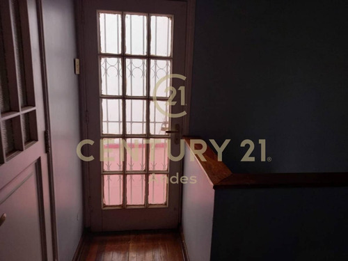 Imagen 6 de 13 de Casa Comercial En Venta - Barrio Patrimonial De Santiago