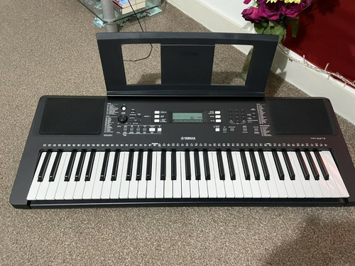 Imagen 2 de 2 de Yamaha Psr-e373 61 Key Keyboard