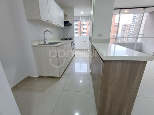 Apartamento En Arriendo Holanda 472-3327