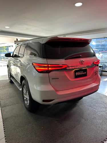 Toyota Fortuner Srv V6 4.0 2022 Blindada