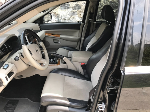 Imagen 10 de 15 de Grand Cherokee V8 Hemi 4x4 Blindada 3 Plus 2010 (impecable)