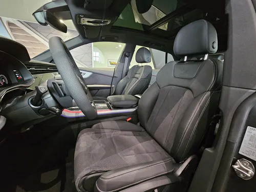 Audi Q8 S Line