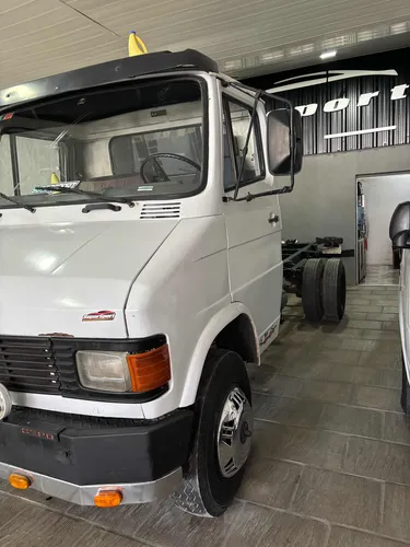 Tata 608