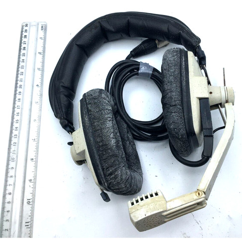 Beyerdynamic Headphones With Mic & Cable Needs Ear Pads  Aac