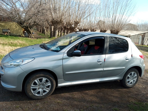 Imagen 11 de 12 de Peugeot Allure Compact Allure Compact