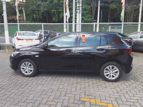 Imagem 9 de 10 de Chevrolet Onix 1.0 Flex Lt Manual