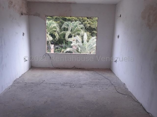 Imagen 5 de 10 de Julio Latouche Vende Casa Las Morochas 22-3091 Jj35